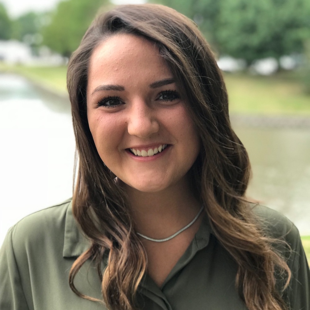 Meet your Posher, Eemma